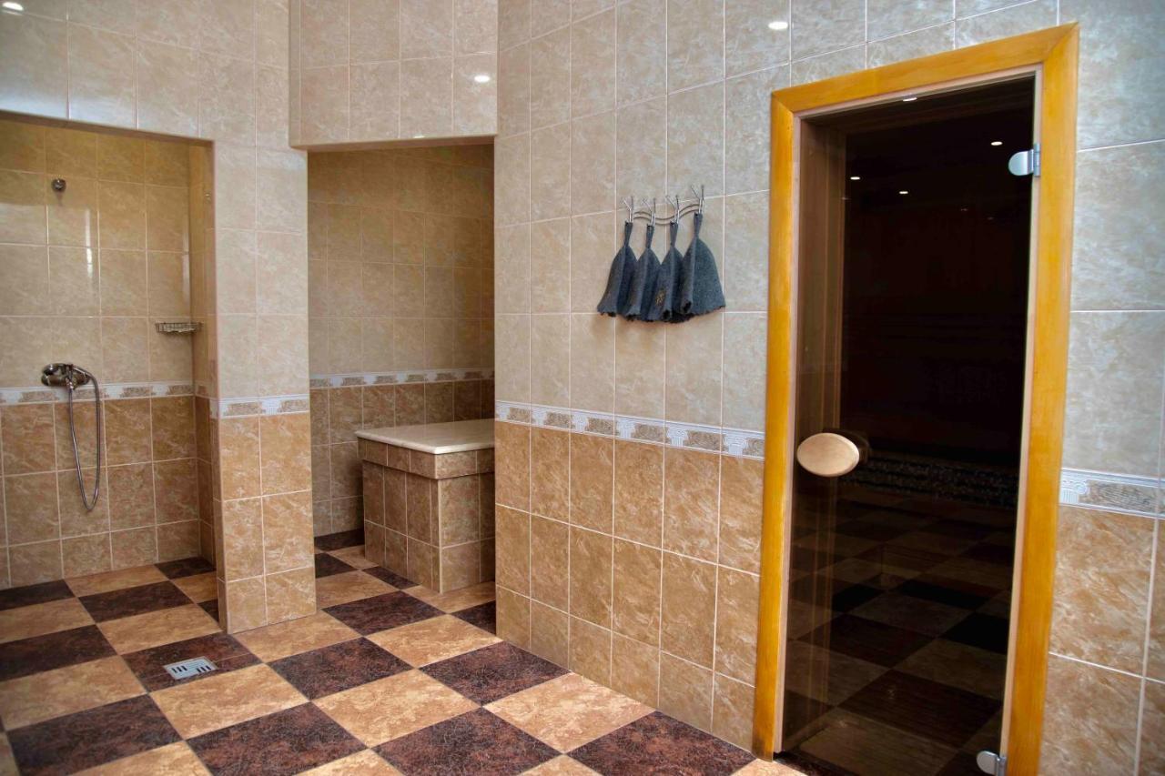Вілія Hotel Lomachintsy Bagian luar foto