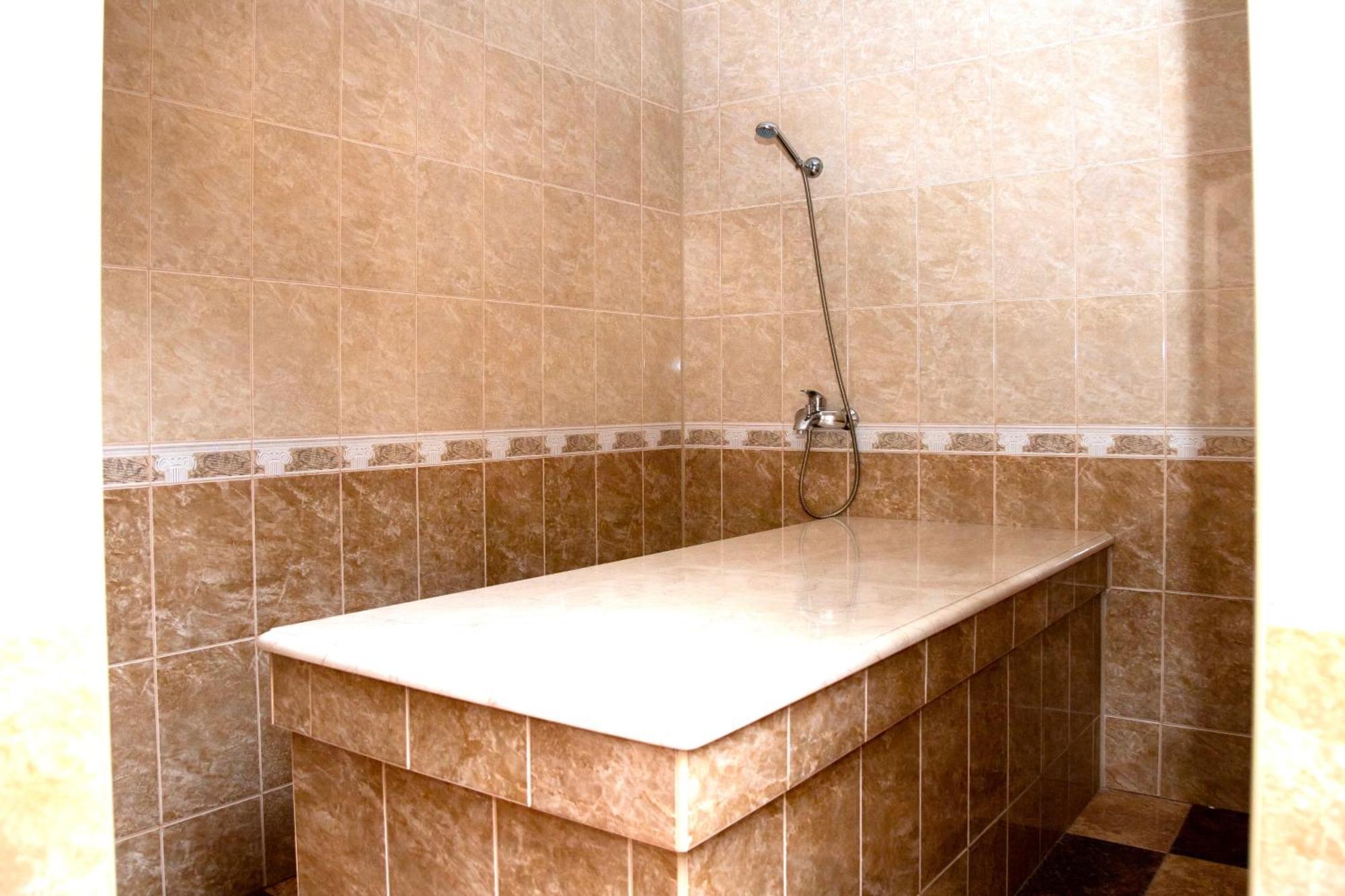 Вілія Hotel Lomachintsy Bagian luar foto